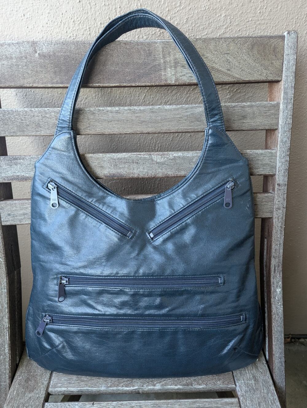 💜Vintage 90s Navy Leather Multi-Pocket Hobo Shoulder Bag